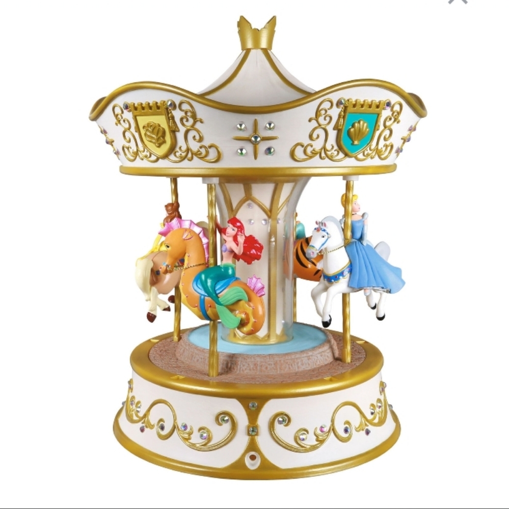 Disney Princess Carousel w/ lights, motion, and music 🎠